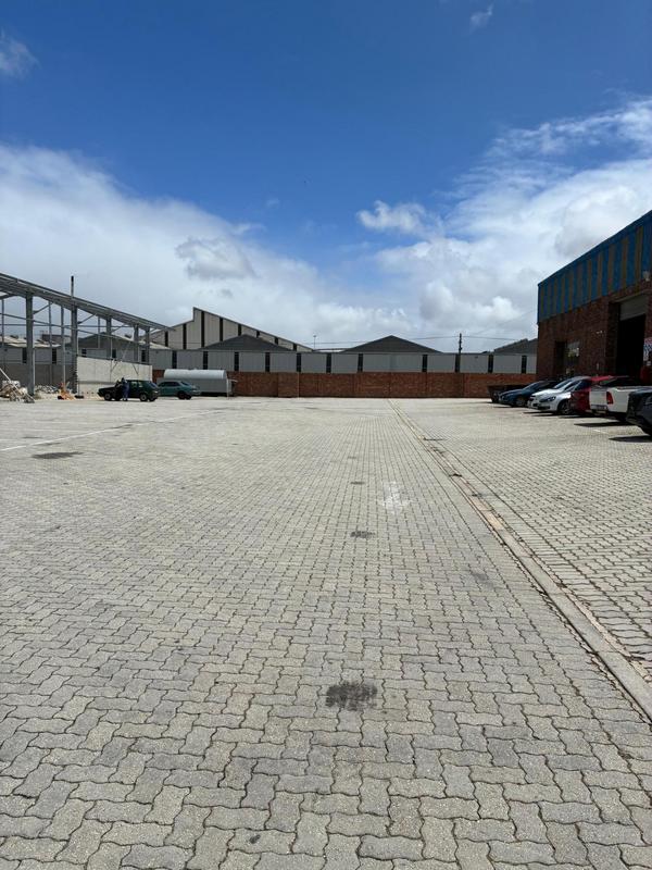 To Let commercial Property for Rent in Deal Party Eastern Cape
